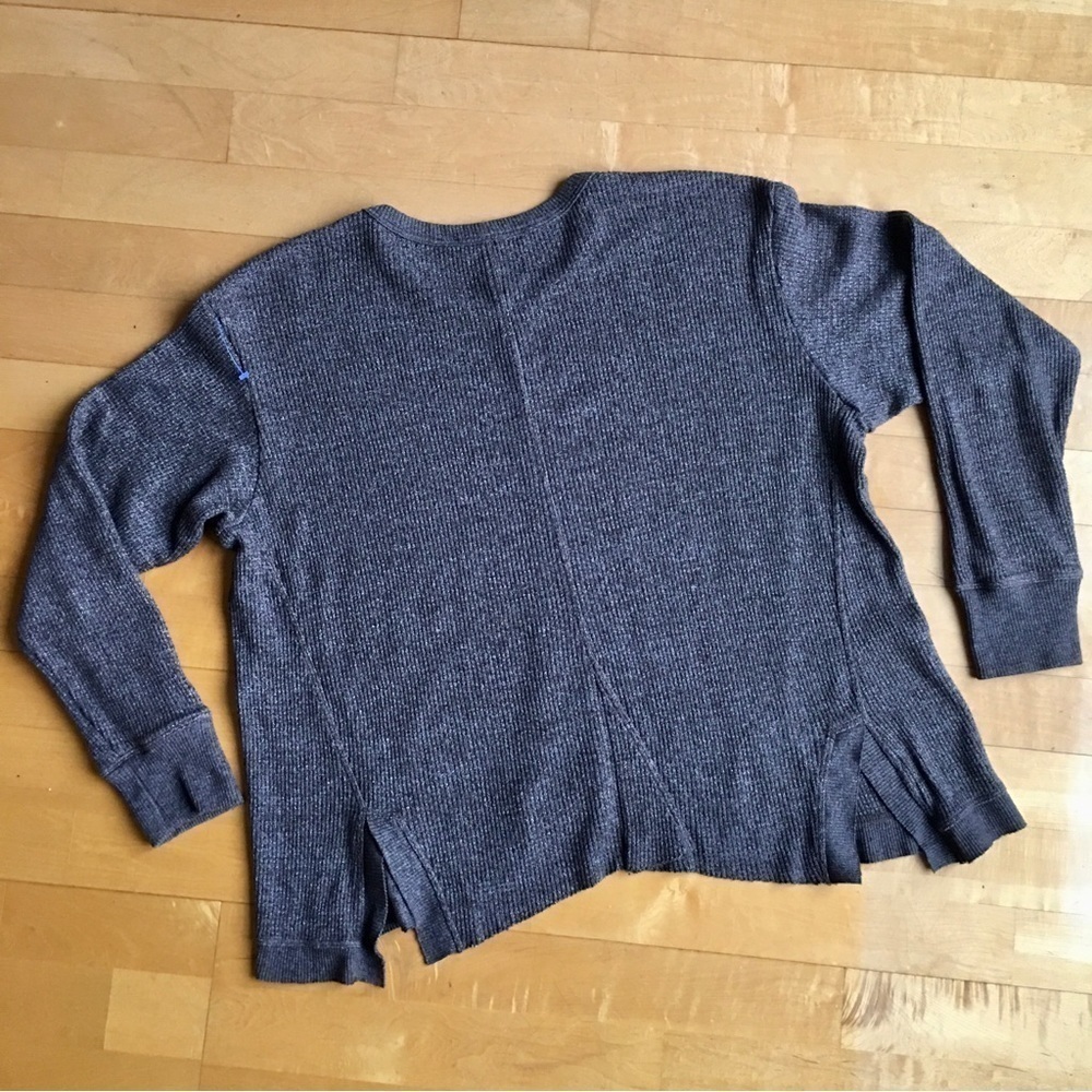 WILT Notched Hem Thermal Crewneck Lightweight Sweater, Brown Heather, Size S - Picture 16 of 17